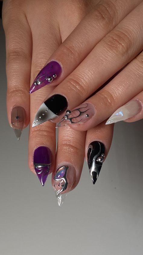 @addiisnails on TIK TOK-Beautiful unique gel x nails!! Alien Superstar, Unique Nails, Nail Art, Nails, Nail Arts