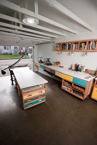 Studio Seni, Studio Room Ideas, Garage Art Studio, Home Art Studios, Ruangan Studio, Studio Garage, Studio Storage, Art Studio Space, Garage Studio