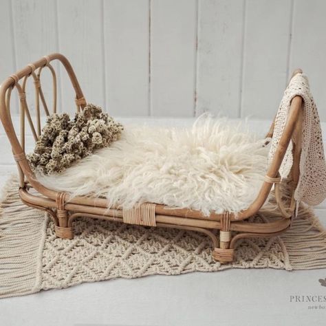 Rattan Bed, Newborn Baby Photoshoot, Infant Photography Props, Baby Props, Bamboo Basket, Handmade Baskets, Photography Accessories, Newborn Baby Photography, Newborn Photography Props