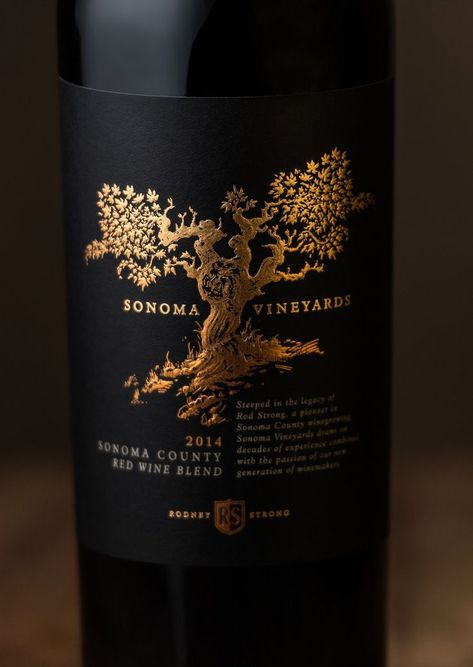 Beautiful looking coined golden tree on a matt black label. This would make a excellent gift for beloved ones Spirits Label Design, Can Label Design, Beer Can Label, Wine Label Art, Beverage Branding, Premium Branding, Wine Bottle Label Design, Red Blend Wine, Wine Packaging Design