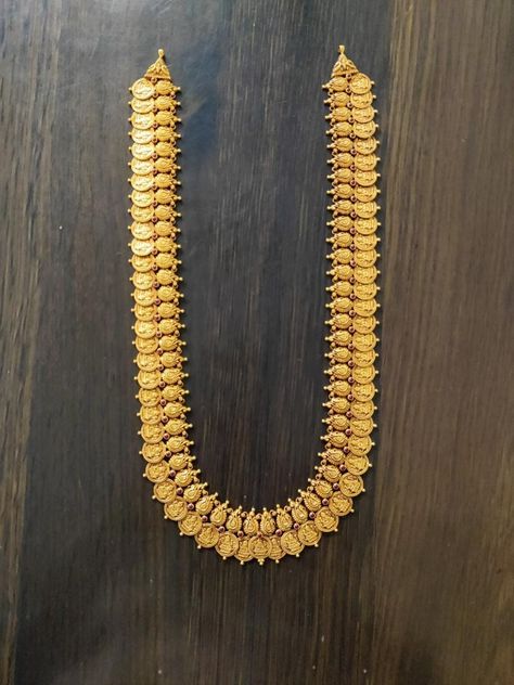 Kasu Mala Designs Gold Latest, Kasu Mala Designs Gold, Gold Haram Designs Indian Latest, Kaasu Mala, Mala Designs, Kasu Mala, Gold Haram Designs, Latest Blouse Neck Designs, Gold Earrings For Kids