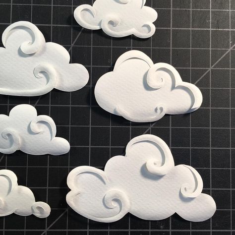 Preschool Designs, Paper Clouds, Cloud Craft, Paper Art Sculpture, Cloud Illustration, Cardboard Box Crafts, Hand Lettering Art, Hand Crafts For Kids, Graphic Design Lessons