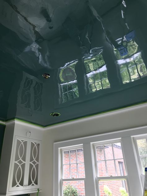 Glossy Ceiling Paint, Gloss Ceiling, Fine Paints Of Europe, Glossy Paint, Traditional Style Decor, Ceiling Treatments, Gorgeous Interiors, Wall Paint Designs, Painted Ceiling