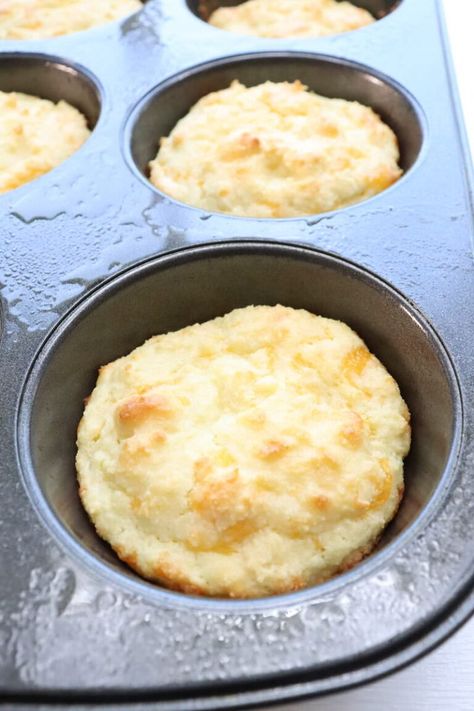 Low Carb Biscuits, Low Carb Biscuit, Postre Keto, Low Carb Low Fat Recipes, Keto Biscuits, Drop Biscuits, Low Carb Low Sugar, Low Carb Dessert, Biscuits Recipe