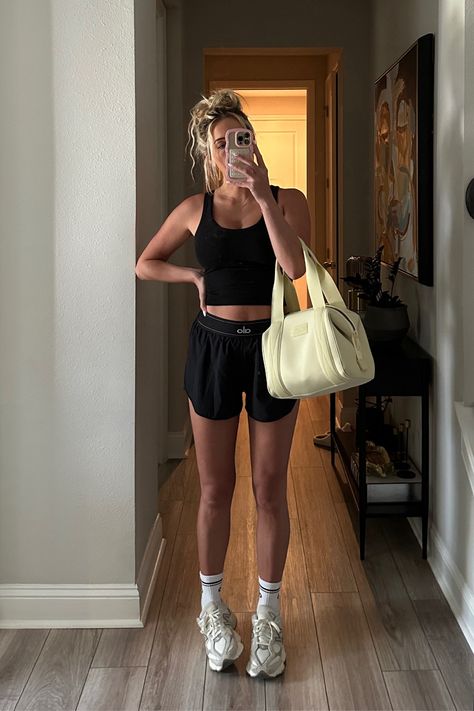 $74 curated on LTK Athleisure Fits, Workout Skirt Outfit, Sporty Outfits Summer, Golf Fits, Workout Skirt, 2025 Vibes, Sporty Wear, Winter Arc, Sporty Outfit