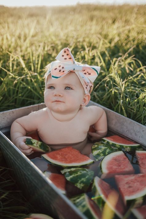 Watermelon Themed First Birthday Photoshoot, One In A Melon Cake Smash Photoshoot, Watermelon Themed Photoshoot, Drop Cloth Backdrop Diy Photo, Watermelon Smash Cake Photoshoot, One In A Melon Smash Cake Photos, Watermelon Theme Photo Shoot, Watermelon 1st Birthday Photo Shoot, One In A Melon First Birthday Photoshoot