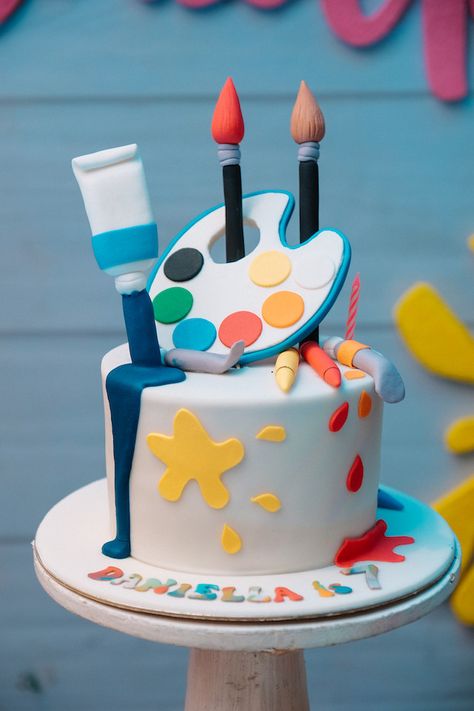 Paint Palette Cake, Painting Cake Ideas Birthday, Art Cakes Birthday Kids, Art Themed Cake, Painter Cake Ideas, Art Theme Cake, Art Themed Birthday Cake, Art Cake Ideas, Art Party Cakes