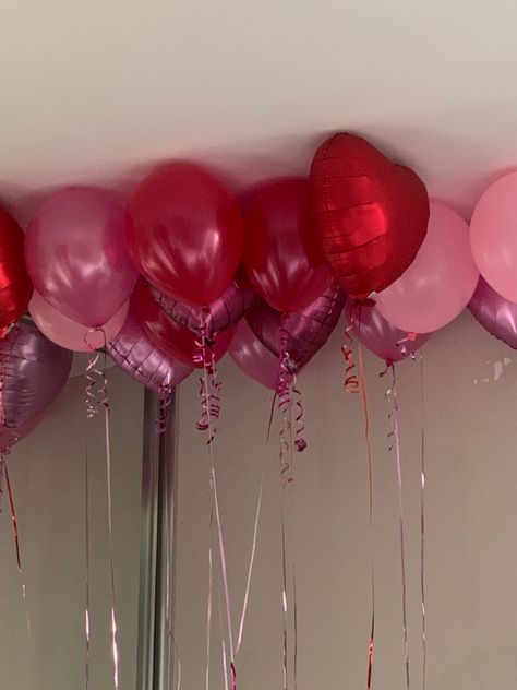 Pink Red Birthday Party, Red Pink Birthday Theme, Red And Pink Bday Theme, Red And Pink Decorations Party Ideas, Pink And Red Decorations, Pink And Red Party Aesthetic, Red Birthday Party Aesthetic, Pink And Red Party Decorations, Pink And Red Birthday Party Decor