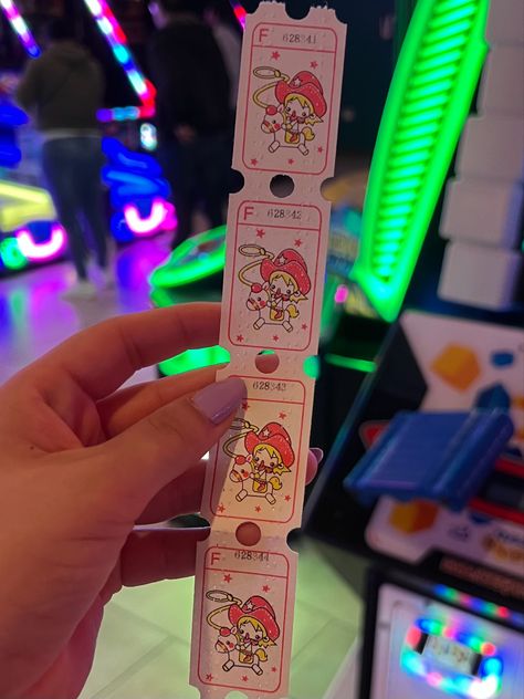 Arcade Tickets, Color