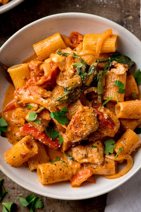 Pasta Tuscan Chicken, Crockpot Tuscan Chicken Pasta, Low Calorie Tuscan Chicken Pasta, Pasta Recipes Tuscan, Fall Chicken Pasta Recipes, Chicken Sausage And Peppers Pasta, Big Pasta Recipes, Chicken Tuscan Pasta, Spicy Tuscan Chicken Pasta