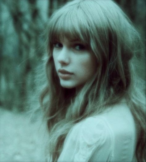 Graveyard Girl, Estilo Taylor Swift, Women In Music, Long Live Taylor Swift, Miss Americana, Live Taylor, T Swift, Taylor Swift Pictures, T Swizzle