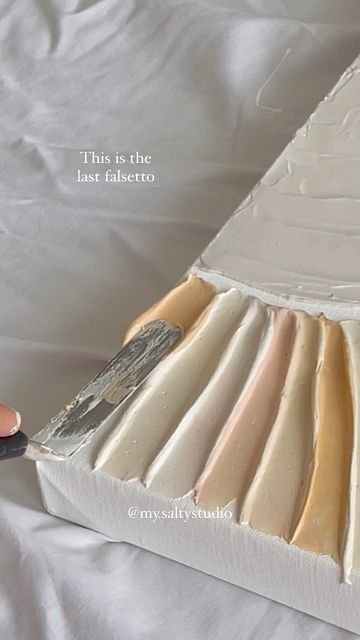 Texture Artist | CASS x on Instagram: "New season, new sunrises, new sunsets 🌅🌞🫶🏽 loving how this neutral rainbow sunshine turned out for @katiejbaron . . . #texturepainting #textureart #textureartist #plasterpainting #plasterart #satisfyingpainting #satisfyingart #minimalistart #minimalistdecor #coastaldecor #coastalhome #goldcoastartist #nurserydecor #plasterarttutorial #howtodotexturedart #homedecor" Resin Canvas, Diy Tableau, Texture Painting Techniques, Drywall Mud, Epoxy Art, Neutral Rainbow, Diy Abstract Canvas Art, Plaster Wall Art, Texture Painting On Canvas