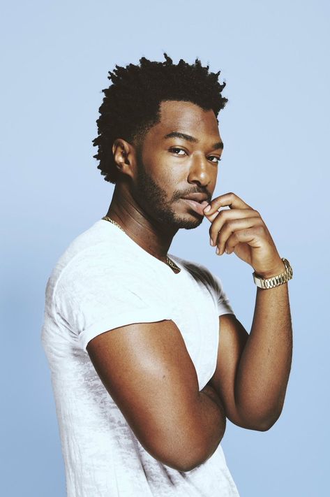 Willie Jones ❤️ Willie Jones, Church Choir, American Country, Country Music Singers, Choir, Performance Art, Louisiana, Country Music, Singing