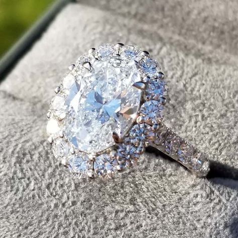 Ben Garelick Large Halo Oval Center Diamond Engagement Ring Halo Oval Engagement Ring, Oval Halo Diamond Ring, Oval Halo Engagement Ring, Stone Wedding, Diamond Heart Ring, Jewelry Appraisal, Engagement Rings Platinum, Dream Engagement Rings, Engagement Rings Oval