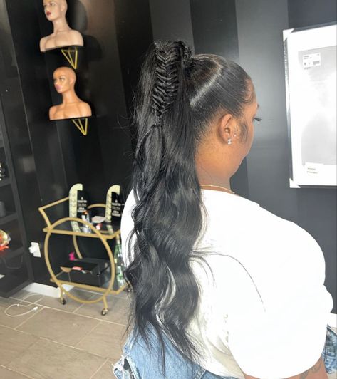 Fluffy Ponytail, Flat Iron Natural Hair, Braided Ponytails, Sleek Braided Ponytail, Hair Edges, Natural Hair Bun Styles, Sleek Ponytail Hairstyles, Cute Ponytails, Black Ponytail Hairstyles