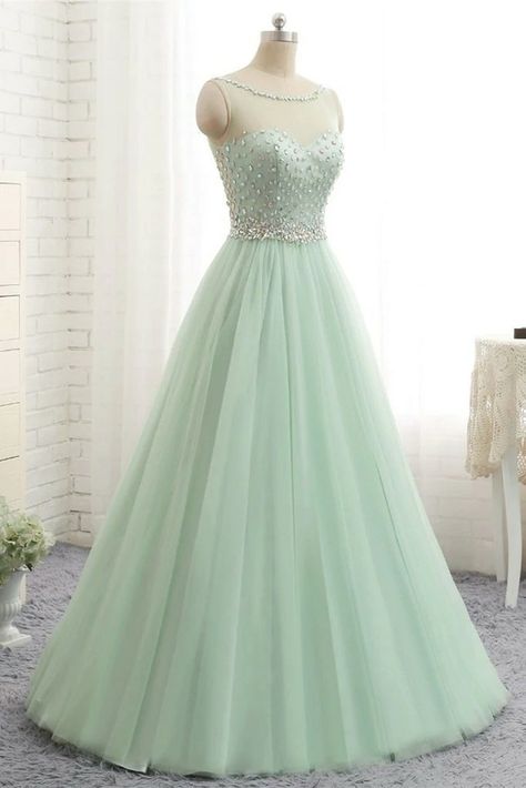 Unrealistic Dresses, Shiva Tandav, Dresses With Beading, Preppy Clothing, School Dance Dresses, Gorgeous Hairstyles, 2020 Prom Dresses, Yule Ball, Senior Prom Dresses