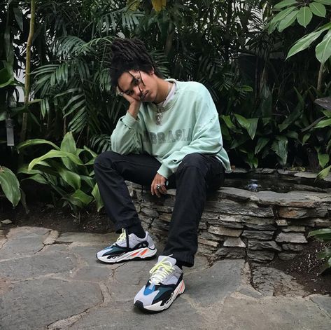 Wave Runner Outfit, Runner Outfit, Streetwear Photoshoot, Runners Outfit, Luka Sabbat, Yeezy Outfit, Wave Runner, Yeezy 700, Fashion Male