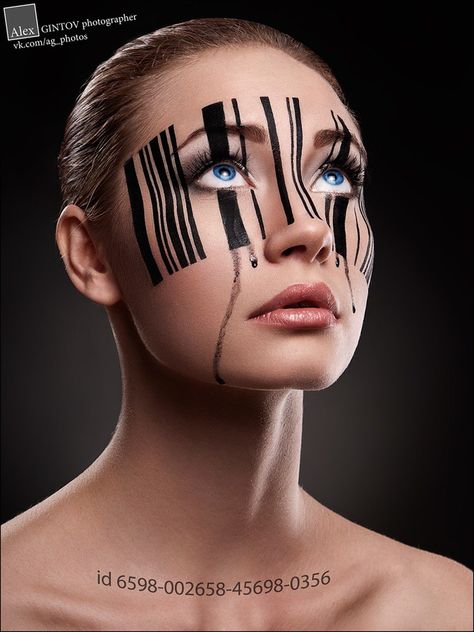 #barcode #photography #facepainting #fantasymakeup Distortion Photography, Light Tattoo, Modern Graphic Art, Work Makeup, Conceptual Photography, Illusion Art, Shooting Photo, Fantasy Makeup, Dark Photography