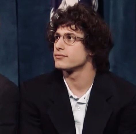 Red Headed Actors, Celebs In Glasses, Andy Samberg Long Hair, Andy Samberg Glasses, Andy Samberg Aesthetic, Young Andy Samberg, Adam Samberg, 90s Celebs, Lana Core