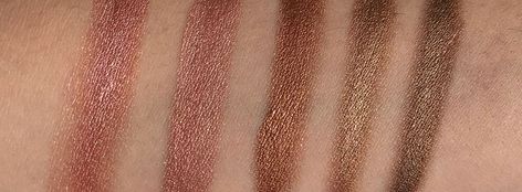 New Charlotte Tilbury Eyes To Mesmerise Star Gold & Rose Gold - Makeup-Sessions Charlotte Tilbury Eyes To Mesmerize Swatches, Charlotte Tilbury Eyes To Mesmerize, Eyes To Mesmerise, Charlotte Tillbury, Cute Eyeshadow Looks, Rose Gold Makeup, Gold Makeup, Cream Eyeshadow, Eyeshadow Looks