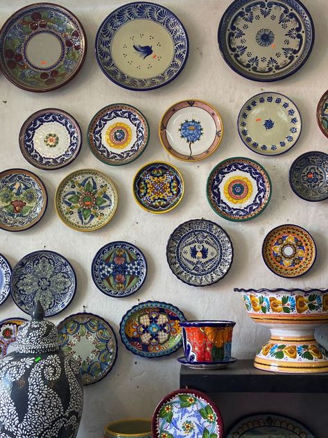 Pasta Shop, Monica Rose, Spanish Kitchen, Italian Plates, Mexican Wall, Decor 2023, Kitchen Plate, Plate Wall Decor, Italian Dinner