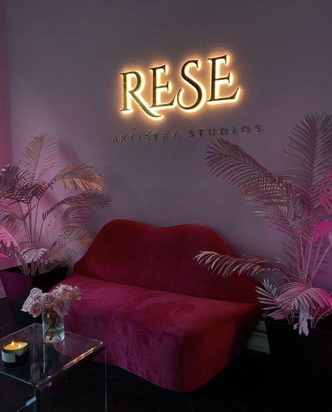 Lashes Room Decor, Lash Neon Sign, Beauty Salon Background, Beauty Salon Decor Luxury, Selfie Corner, Salon Decor Studio, Beauty Shop Decor, Makeup Studio Decor, Lash Room Decor