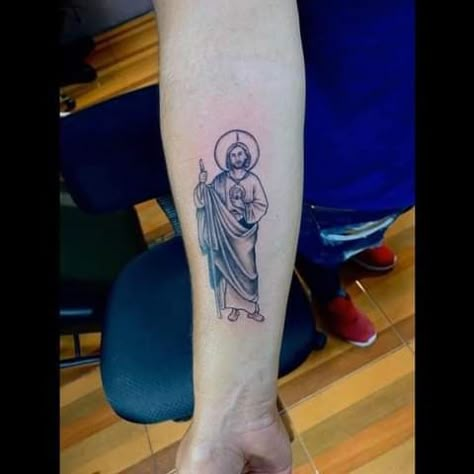 San Judas Tadeo Tattoo For Women, Small San Judas Tattoo, Senora Era, Heart Lock Tattoo, San Judas Tadeo Tattoo, Maria Tattoo, Lock Tattoo, Hispanic Aesthetic, Hip Thigh Tattoos