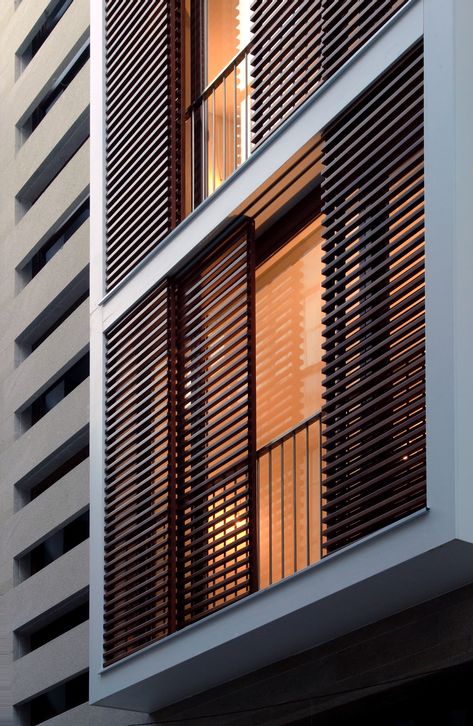 Louvers In Elevation, Facade Grill Design, Window Panels Ideas, Balcony Shutter Ideas, Balcony Lattice, Window Screens Exterior, Wood Facade Design, Modern Window Design Exterior, Window Outside Design