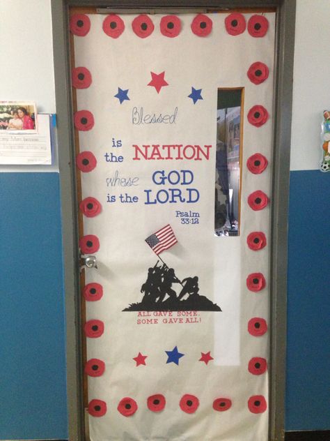 Memorial Day 2015 Classroom Door Memorial Day Church Signs, Veterans Day Door Decorations Classroom, Holiday Classroom Doors, Kindergarten Bulletin Boards, Veterans Day Activities, Sunday School Decorations, Hallway Displays, Church Bulletin Boards, Some Gave All