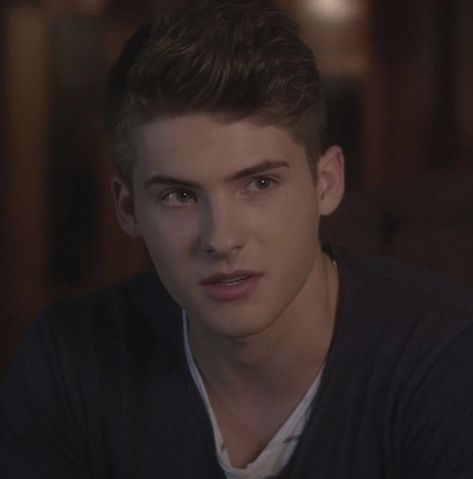 Mike Montgomery, Theo Raeken, Cody Christian, Painkiller, Single Person, Pretty Little Liars, Teen Wolf, Profile Picture, Drama