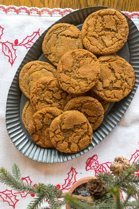 If you like your Spiced Molasses Cookies perfectly crunchy on the outside and chewy on the inside, then this is the recipe for you!These Spiced Molasses Cookies have been baked every Christmas for the past 20 years. In fact, I can’t imagine celebrating the holidays without several dozen of these treats baked and waiting to be enjoyed.Do you see those cracks? Those cracks tell you that your Molasses cookie has a crisp, crunchy exterior enveloping the chewy molasses interior, also known… Pumpkin Spice Cookie Recipe, Spice Cookie Recipes, Molasses Cookie, Hummingbird Cake Recipes, Molasses Cookies Recipe, Snowball Cookie Recipe, Fig Cake, Caramel Apple Cheesecake, Pumpkin Spice Cookies