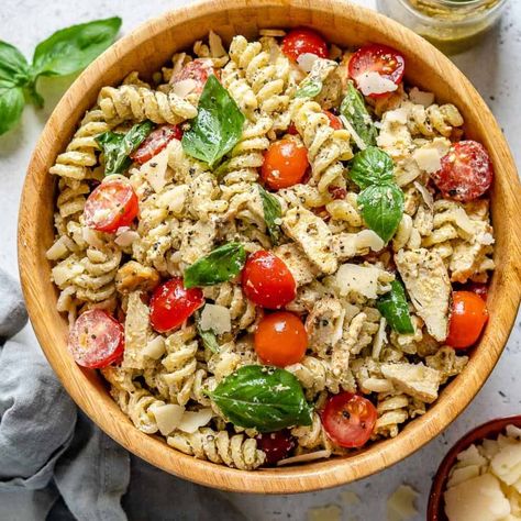 Creamy Chicken Pesto Pasta Salad - Healthy Fitness Meals Pool Recipes, Pasta Salad With Chicken, Chicken Pesto Pasta Salad, Chicken Pesto Pasta, Homemade Pesto Recipe, Creamy Pesto Chicken Pasta, Salad Appetizer Cups, Creamy Pesto Pasta, Creamy Pesto Sauce