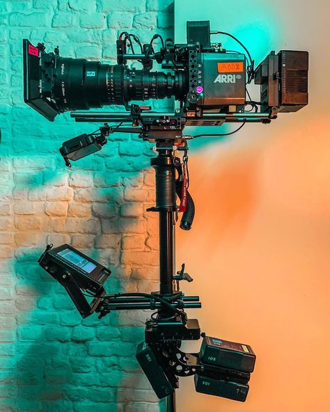 ARRI ALEXA Arri Camera, Animation Blender, Arri Alexa, 3d Product Animation, Camera Wallpaper, Product Animation, Camera World, Camera Rig, Photo Gear