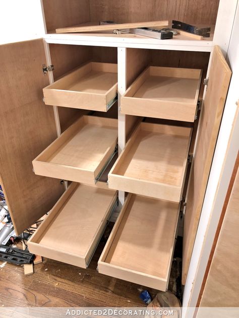 Diy Kitchen Cupboards, Building Kitchen Cabinets, Kitchen Base Cabinets, Pull Out Shelves, Diy Drawers, Kitchen Drawer Organization, Diy Kitchen Storage, Drawer Design, Drawer Organizer