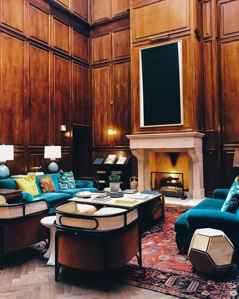 Need help finding accommodations for your big day? Look no further than these amazing Dallas/Fort Worth hotels where luxury meets comfort! ⁠ •⁠ •⁠ Wed Society | North Texas Featured Vendors:⁠ Venue: @hotelcrescentcourt @hoteldrover @pittmanhoteldallas @hallartshotel @westindallasdowntown @hiltondallasparkcities @texican.court⁠ @thesinclairhotel⁠ @theadolphushotel @westingalleriadallas⁠ •⁠ •⁠ // Photo:⁠ @yourgirlmark @thetonyliproject @davidsbeenhere⁠ •⁠ •⁠ #dfwwedding #venue #accommodations #... 10 000 Followers, Dfw Wedding, North Texas, Dallas Fort Worth, Fort Worth, Big Day, Dallas, Fort, Texas