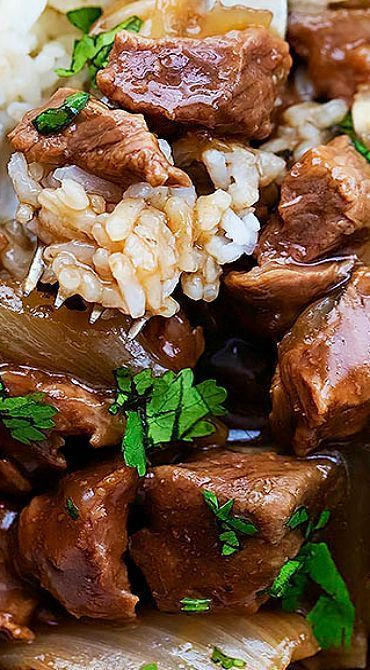 Stew Beef And Rice, Beef Chunks Recipes, Cubed Beef Recipes, Rice Slow Cooker, Diced Beef Recipes, Crockpot Rice Recipes, Beef And Gravy, Cooking Stew Beef, Cottage Cat