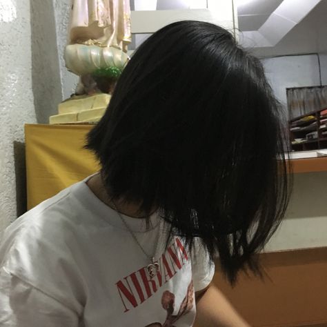 Yn Shorthair, Black Short Hair Aesthetic, Short Black Hair Aesthetic, Short Hair Girl Aesthetic, Straight Black Bob, Black Hair Short, Black Short Hair, Ulzzang Short Hair, Short Black Hair