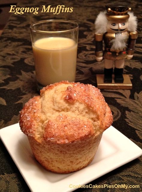 Eggnog Muffins, Eggnog Dessert, Cookie Cake Pie, Eggnog Recipe, Homemade Muffins, Egg Nog, Christmas Breakfast, Cake Mix Cookies, Christmas Cooking