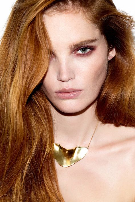 Alexina Graham Alexina Graham, Fiery Redhead, I Love Redheads, Victoria Secret Model, Red Hair Woman, Beautiful Red Hair, Beauty Shots, Best Model, Feminine Beauty