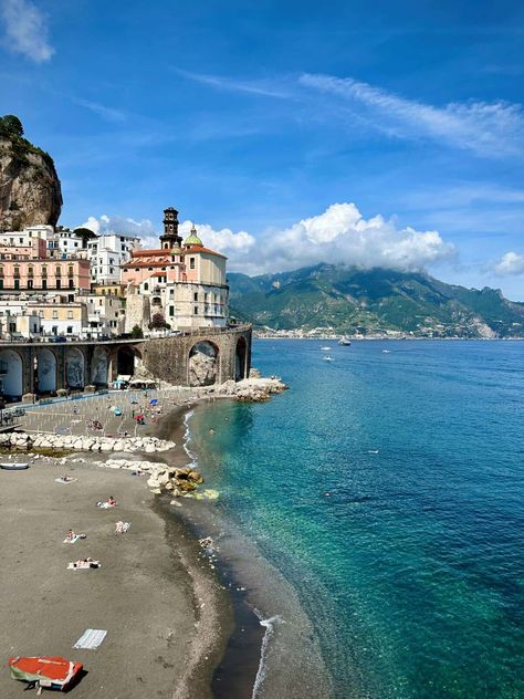 Why the Ravello to Amalfi Hike Should Be On Your Amalfi Coast Itinerary | The Ravello to Amalfi walk (down like 1500+ stairs) is a must-do in the Amalfi Coast! It boasts stunning coastal and mountain views, is doable for all fitness levels (though not mobility challenged) & is entirely downhill. What to do in the Amalfi Coast, best Amalfi Coast hikes, Italy travel tips. #amalficoast #italy #hiking Ravello Italy Amalfi Coast, Italy Amalfi Coast, Amalfi Coast Itinerary, Path Of The Gods, Italy Winter, Ravello Italy, Italy Amalfi, Amalfi Italy, Italy Landscape