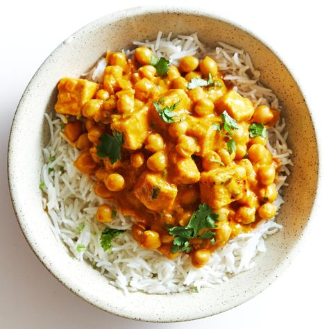 Chickpea Tofu Curry Chickpea Naan, Tofu Cauliflower, Chickpea Tofu, Cauliflower Sweet Potato, Broccoli Curry, Healthy Curry Recipe, Cauliflower Chickpea, Curry Cauliflower, Potato Chickpea