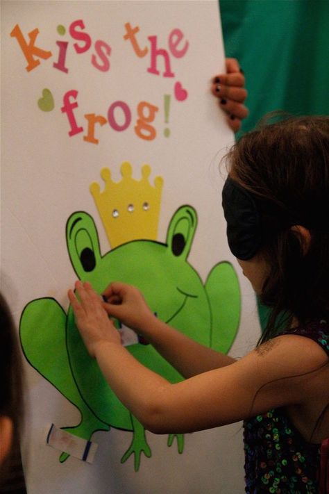 Instead of Kiss the frog, it should be FEED THE FROG, and stick flies and bugs to his mouth. Frog Party Ideas, Princess And The Frog Birthday, Princess Tiana Party, Princess Tiana Birthday Party, Preschool Food, Craft Thanksgiving, Tiana Birthday Party, Frog Birthday Party, Food Turkey