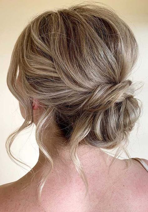 Want your hairstyle to be the hottest? Whether you want to add more edge or elegance – Updo hairstyles can easily make you look sassy and elegant. So... Chic Updo Hairstyles, Bridesmaid Hair Inspo, Chic Updo, Wedding Hair Up, Guest Hair, Bridesmaid Hair Makeup, Bridal Hair Updo, Wedding Guest Hairstyles, Updos For Medium Length Hair