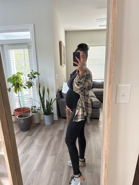 Casual Maternity Fall Outfits, Pregnant Bodysuit Outfit, Pregnancy Bodysuit Outfit, 20 Week Pregnancy Outfits, 3 Months Pregnant Outfits, Pregnancy Outfits Comfy, Mid Size Pregnancy Outfits, Cute Pregnancy Outfits For Fall, Winter Outfits For Pregnant Women