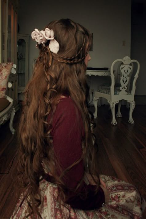 Princess Hairstyles, Hair Reference, Grunge Hair, Dream Hair, On The Floor, Aesthetic Hair, The Floor, Pretty Hairstyles, Hair Looks