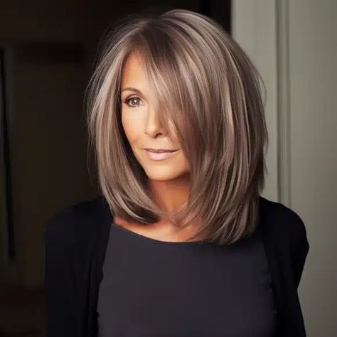 Med Length Womens Haircuts, Laura Wright Hair, Grey Hairstyles, Long Bobs, Birthday Hair, Shoulder Length Hair Cuts, Haircuts For Medium Hair, Haircut And Color, Penteado Cabelo Curto