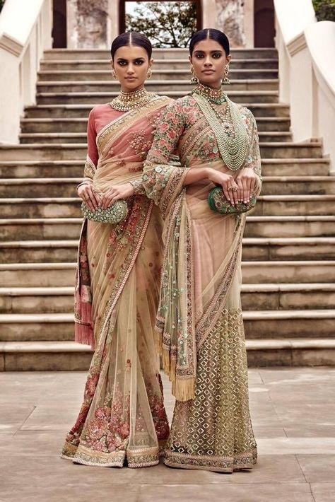 00s Mode, Sabyasachi Sarees, Chique Outfit, Salwar Kamiz, Red Lehenga, Ghagra Choli, Indian Couture, Desi Wedding, Indian Attire