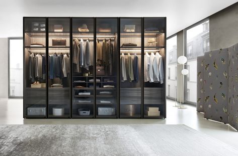 Transparent Sangiacomo Walk-In Closet Cloth Room, Glass Wardrobe, Nursing Room, Dressing Design, Walking Closet, Design Your Bedroom, Walk In Closet Design, Luxury Closets Design, Modern Closet