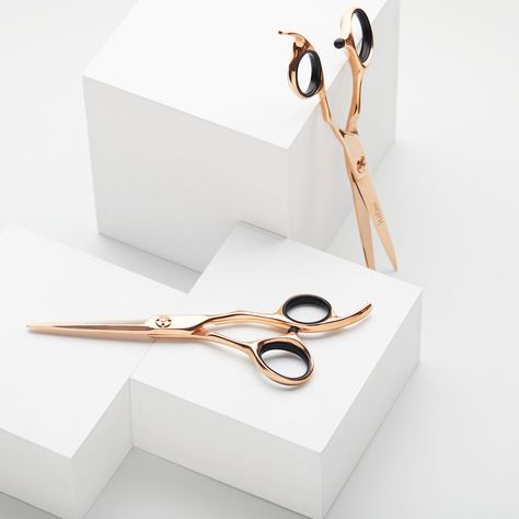 Scissors Photography, Stylist Photography, Hair Salon Pictures, Scissors Hand, Salon Pictures, College Essentials, Medical Dental, Dental Instruments, Hairdressing Scissors