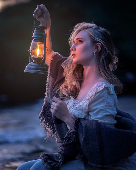 undefined Fairy Light Photography, Lantern Photography, Beach Shooting, Lake Photoshoot, Lantern Art, Halloween Photography, Creative Photoshoot Ideas, Creative Photography Techniques, Portrait Photography Women